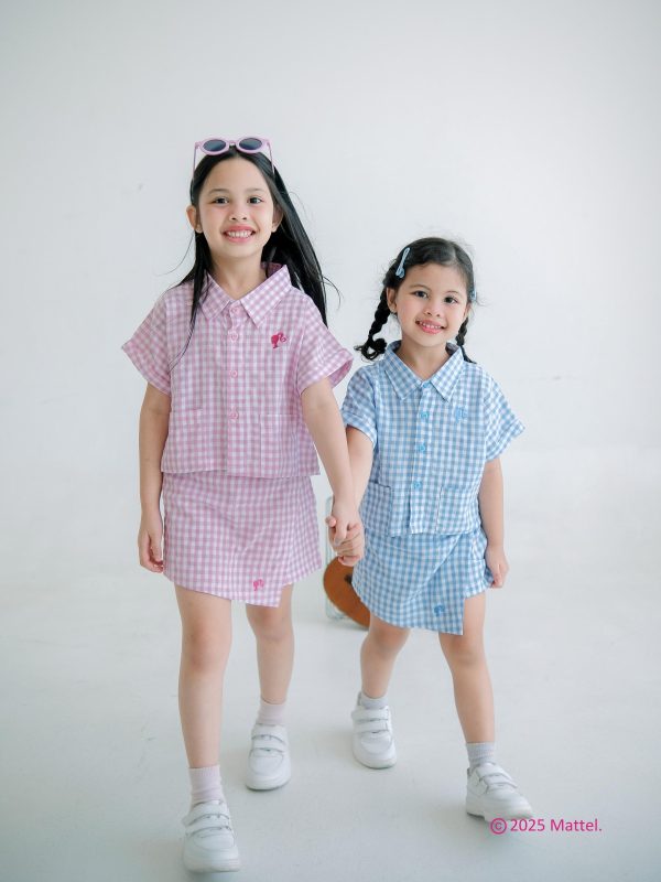 Barbie x Minicottons Kemeja Gingham Crop Top Baju Anak Perempuan 1-12 Tahun 100% Katun - Image 2